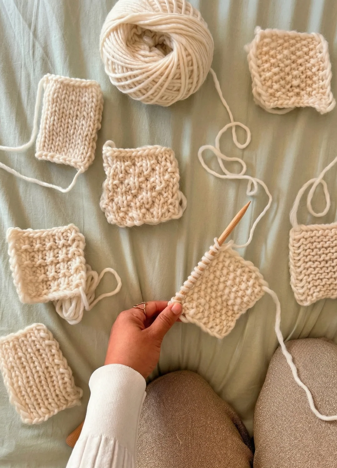 Snood - Beginner Sampler Kit - Learn The Basics Knitting Kit - Image 3